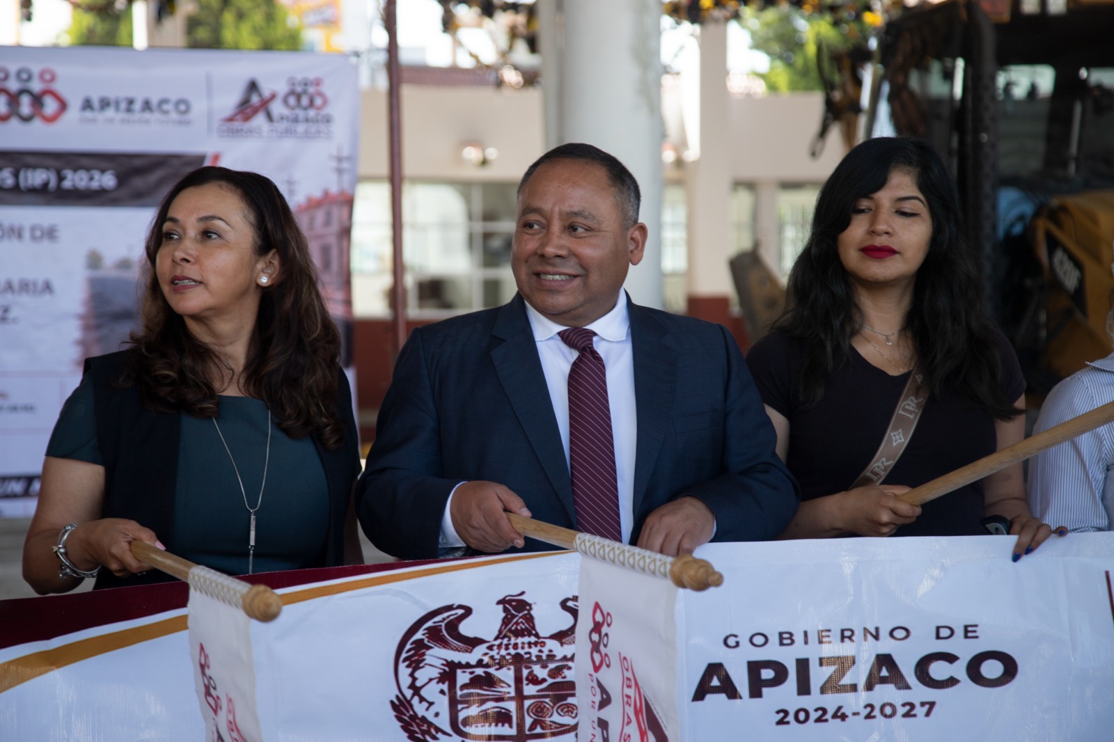 Da inicio el gobierno de Apizaco a la rehabilitación de plaza cívica y drenaje pluvial en la escuela primaria Benito Juárez